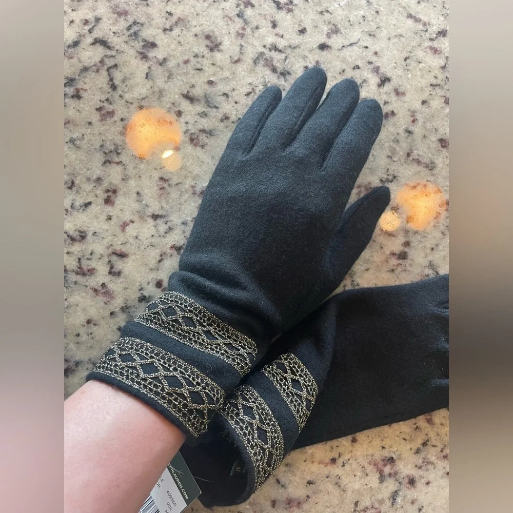 NWT Ralph Lauren Black soft wool Gloves with gold embroidered cuff size M